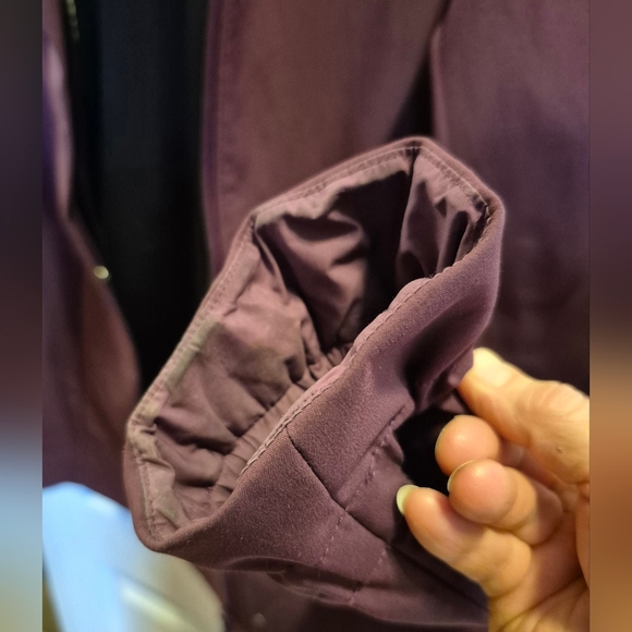 Lululemon Studio Softshell Jacket - Picture 3 of 8